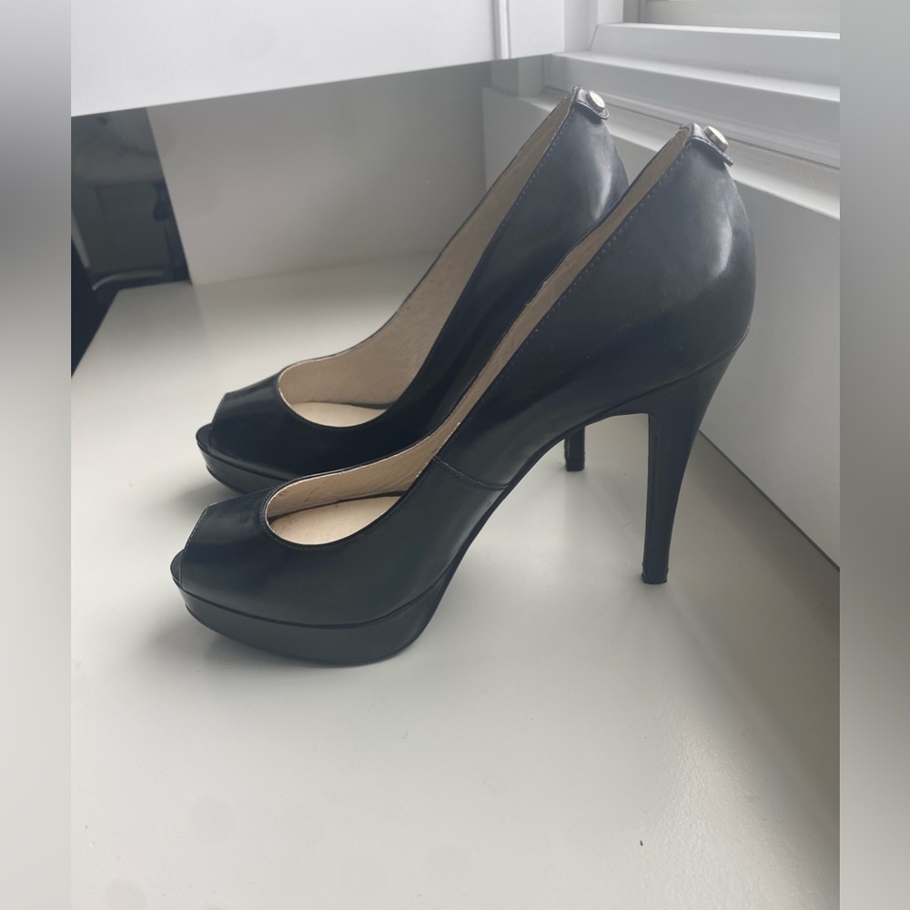 Black Michael Kors Heel